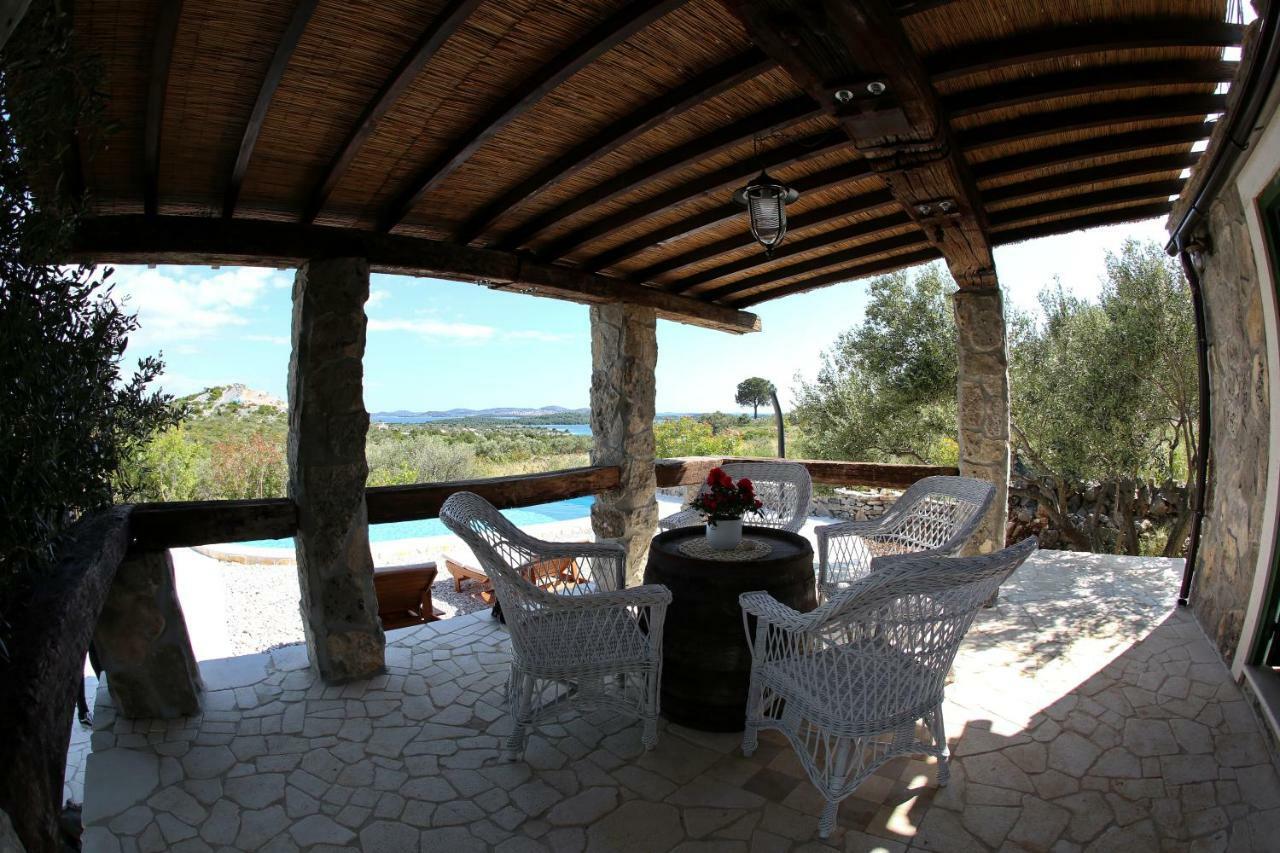 Holiday Home Petar Драге Екстериор снимка